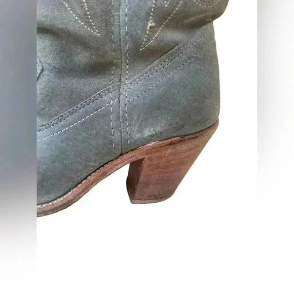 Laredo women’s suede heel gray with mustard yellow inlays accent sz 7 vintage - Picture 5 of 11